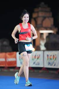 BIB: 100
                            <button type="button" onclick="openModal(19760171)" class="btn btn-primary btn-sm float-right btn-popup" data-toggle="modal" data-target=".modal-high-quality">
                        <i class="fas fa-shopping-cart"></i> Add to Cart
                    </button>
                                            <button type="button" onclick="isThisMe(19760171, true)" class="btn btn-success btn-sm float-right btn-popup btn-isme hidden" data-toggle="tooltip" data-placement="bottom" title="นี่คือรูปของคุณใช่ไหม คลิกที่นี่เพื่อเอาเข้าอัลบั้ม">
                        <i class="fas fa-plus"></i> Add to album
                    </button>
                    <button type="button" onclick="isThisMe(19760171, false)" class="btn btn-warning btn-sm float-right btn-popup btn-isnotme hidden">
                        <i class="fas fa-ban"></i> Remove from album
                    </button>